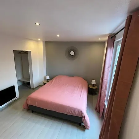 شقة Le Loft Des Bains By Holidieppe