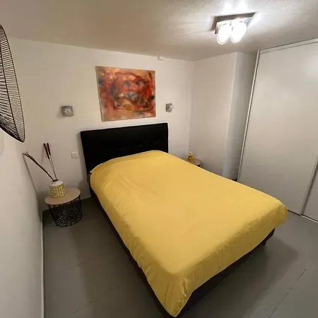Le Loft Des Bains By Holidieppe دْييب