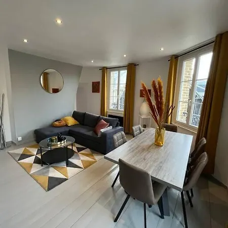 Le Loft Des Bains By Holidieppe شقة *